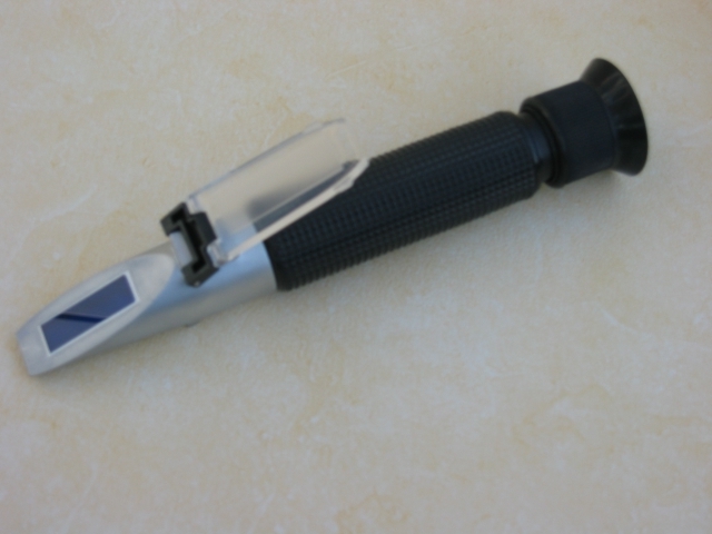 Refractometer